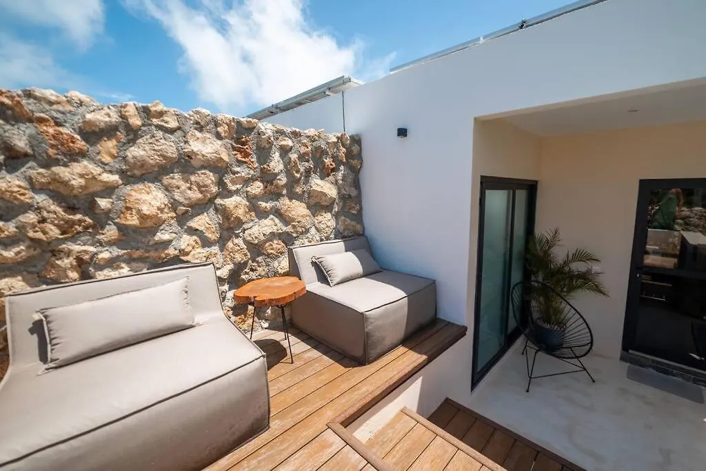 Vacation Villa Private Rooftop Pool Walk 2 Town Tulum 0*,  Mexico