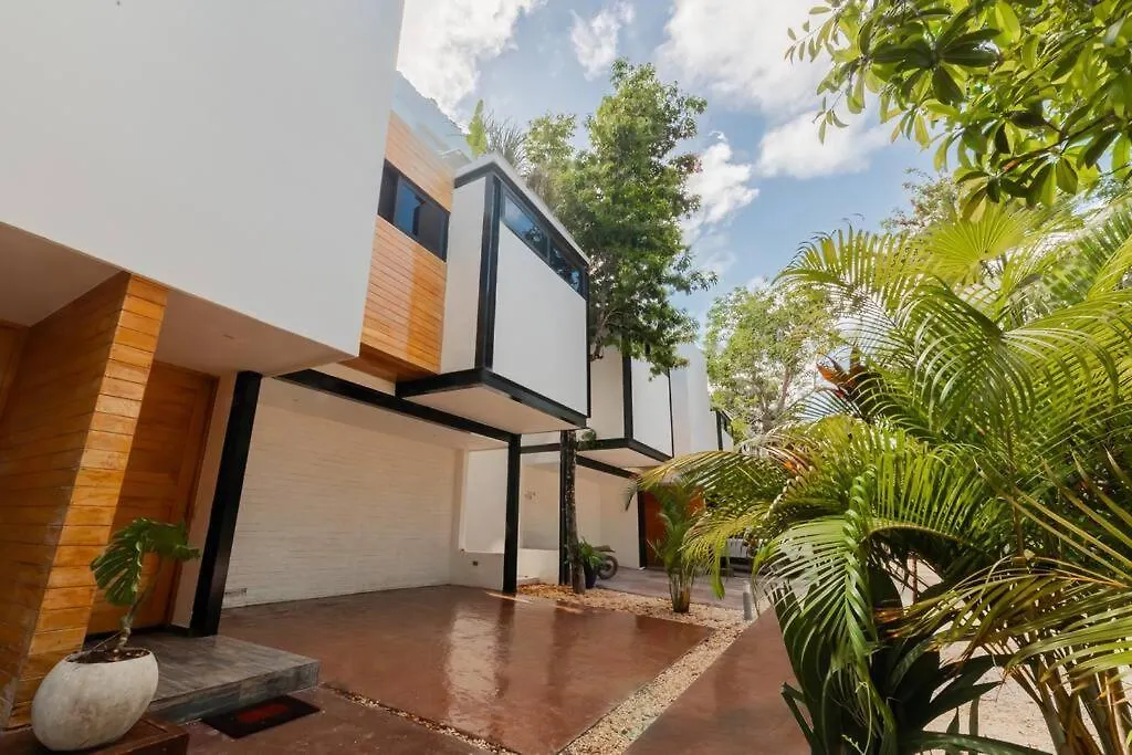 Vacation Villa Private Rooftop Pool Walk 2 Town Tulum