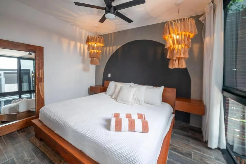 Vacation Villa Private Rooftop Pool Walk 2 Town Tulum
