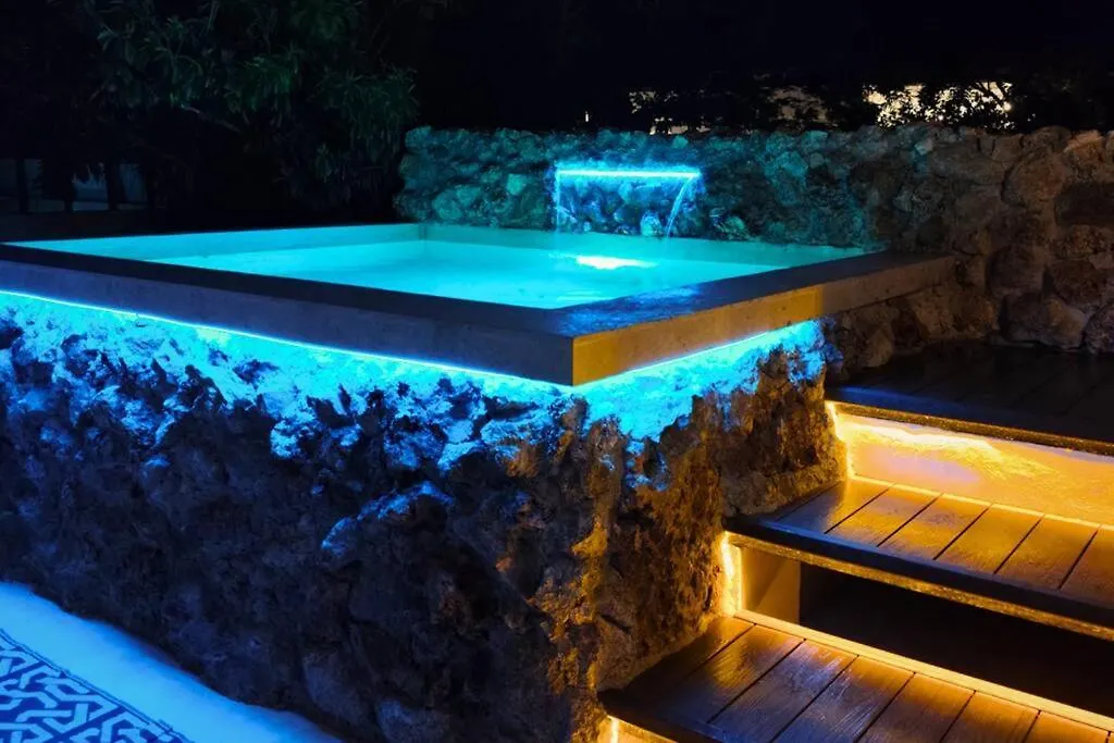 Vacation Villa Private Rooftop Pool Walk 2 Town Tulum